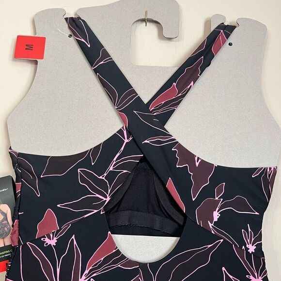 NWT Eddie Bauer One Piece Swimsuit Women’s Medium Ruched Shaping Underwire Black - Picture 7 of 12